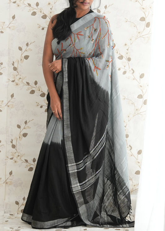 The whispering garden- Black